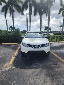 PRICE TO SELL - NISSAN ROUGUE SPORT 2017