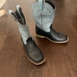 Kids cowboy boots