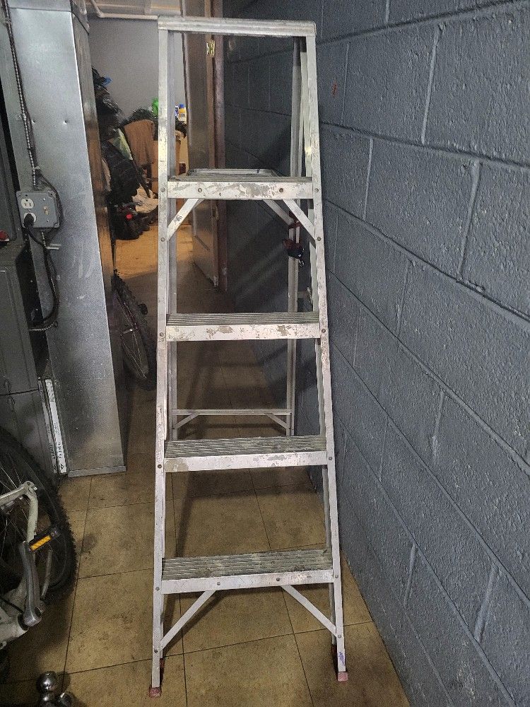 Ladder