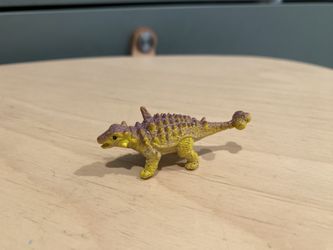 Vintage mini figure Euoplocephalus Dinosaur 2”