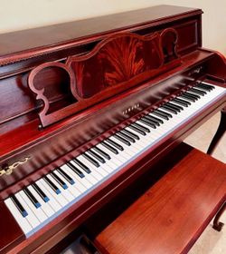 🤩PIANO YAMAHA NUEVO CON BANQUETA INCLUIDA ✨ FREE SHIPPING ✨NEW GORGEOUS YAMAHA M500 PIANO ✨Unique Gift ✨Father Day Gift