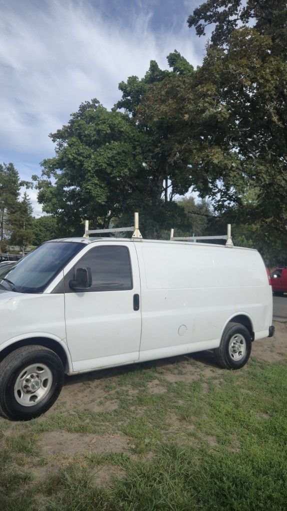 2007 Chevy Express 2500 HD