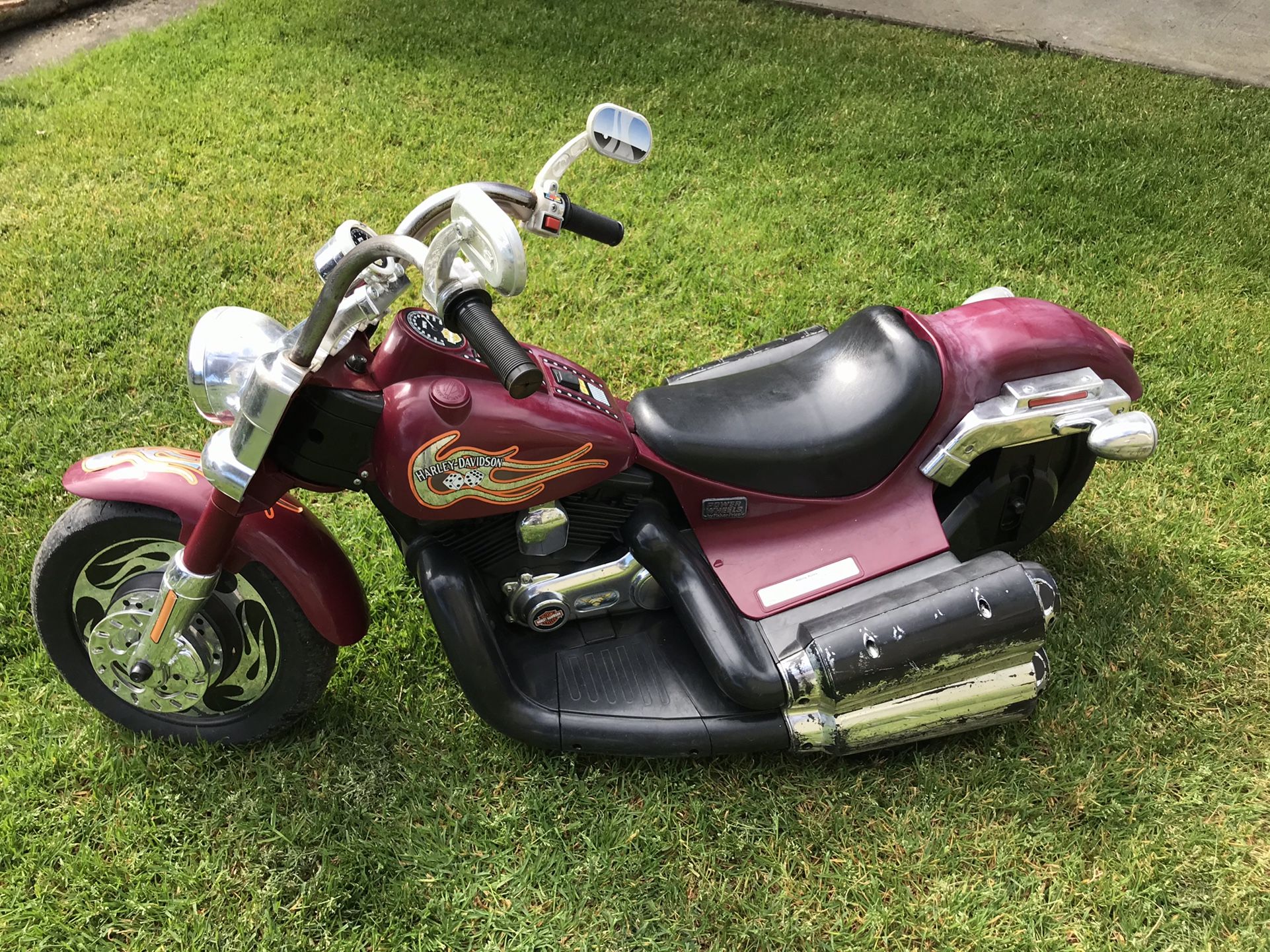 Harley Davidson Power Wheels by Fisher Price ride on motorcycle
