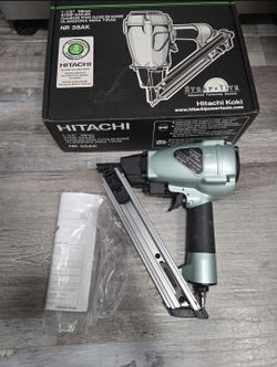 HITACHI 1 1/2" STRIP NAILER NR 38AK NEW WITH BOX