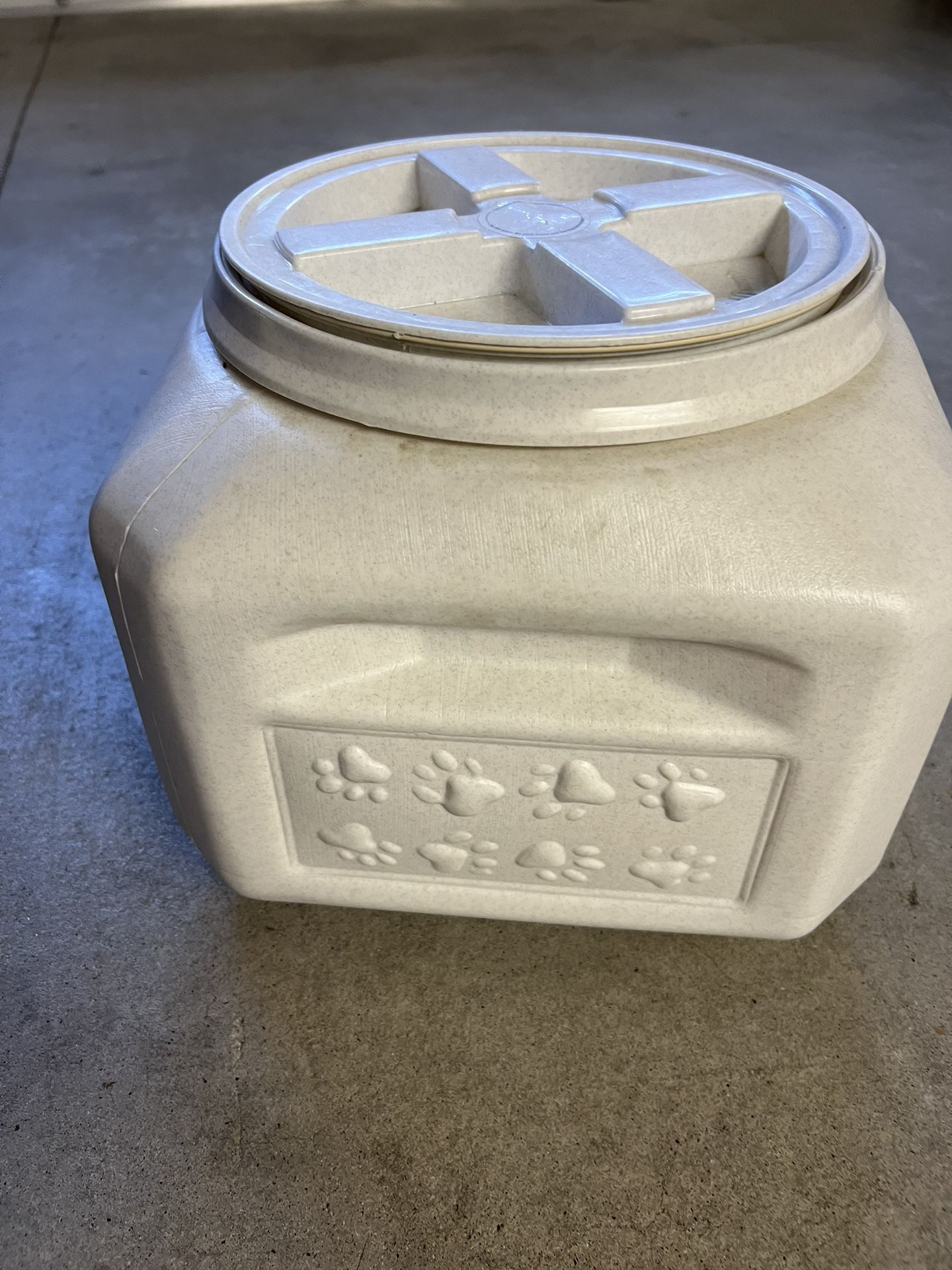 Animal Food Storage Container