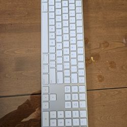 Apple Magic Keyboard