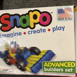 2 SNAPO ADVANCED BUILDERS SET.S NEW IN BOX