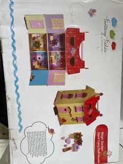 Fantasy Fields MagicHand carry doll house brand new still in box