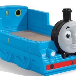 Toddler Thomas the Tank Engine Bed
