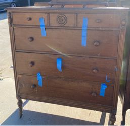 Free all wood used furniture