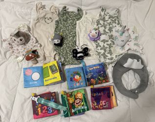 Baby Toys & Cloth Books Bundle – Size 6M Clothing( Girls)