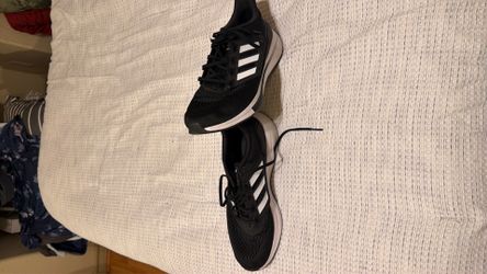 adidas shoes size 11
