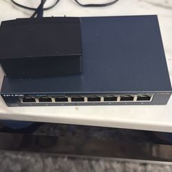 TP-Link 8-Port Gigabit Desktop Switch