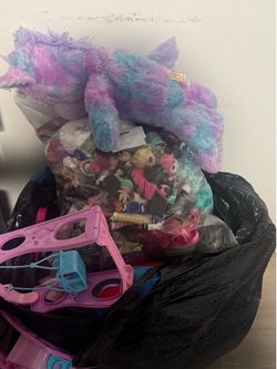 Toys For girls ( Lol )