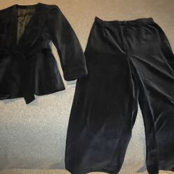 Black Velvet Pantsuit Set Belted Blazer + Wide Leg Pants US XS/S Needs Repair