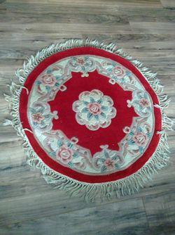 Center Table Red White Accent Rug