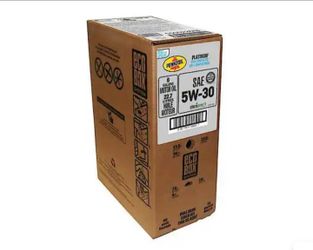 Pennzoil Platinum 5W-30 Full Synthetic Motor Oil, Maximizes Engine Protection, 946 mL Unopened.