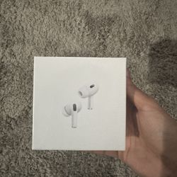 Airpods Pro- 2nd generation- with MagSafe Charging Case (USB-C)