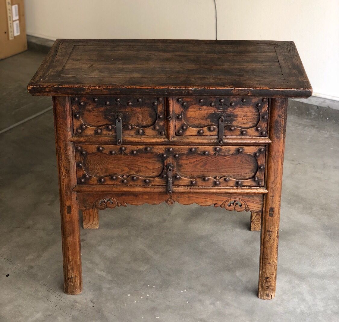 Bed side, coffee stand / desk antique - Xing dynasty