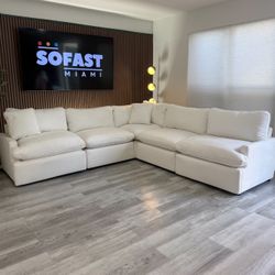 Skye Sectional – White | City Furniture 
