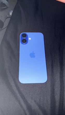 Apple iPhone 16