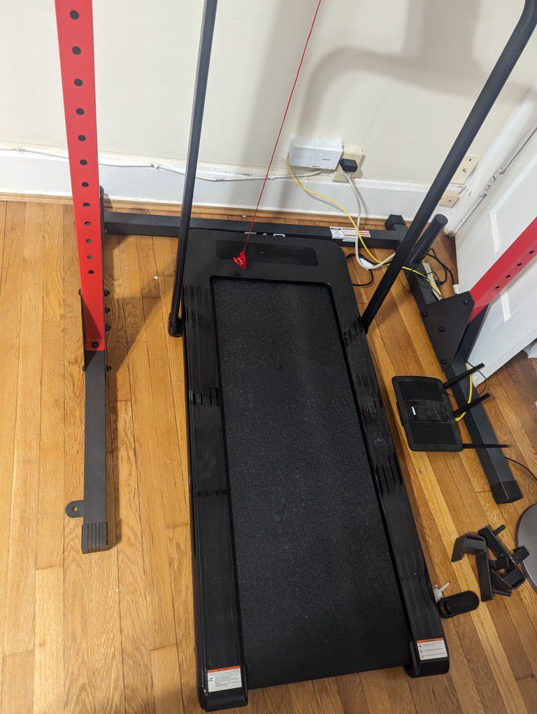 Treadmill - 4Mph
