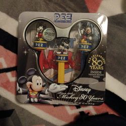 Disney PEZ  Collectibles