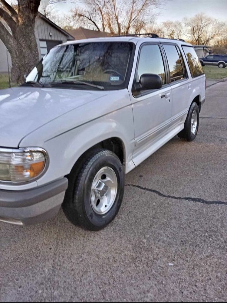 1996 Ford Explorer