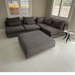 Beautiful Big Couch! 
