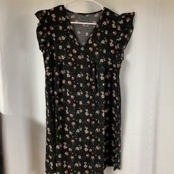 Medium Black With Flowers Floral Top