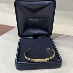 Tiffany&CO Half Bangle 