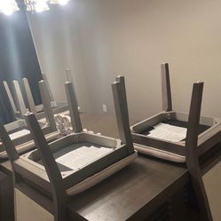 Dining Room Table 