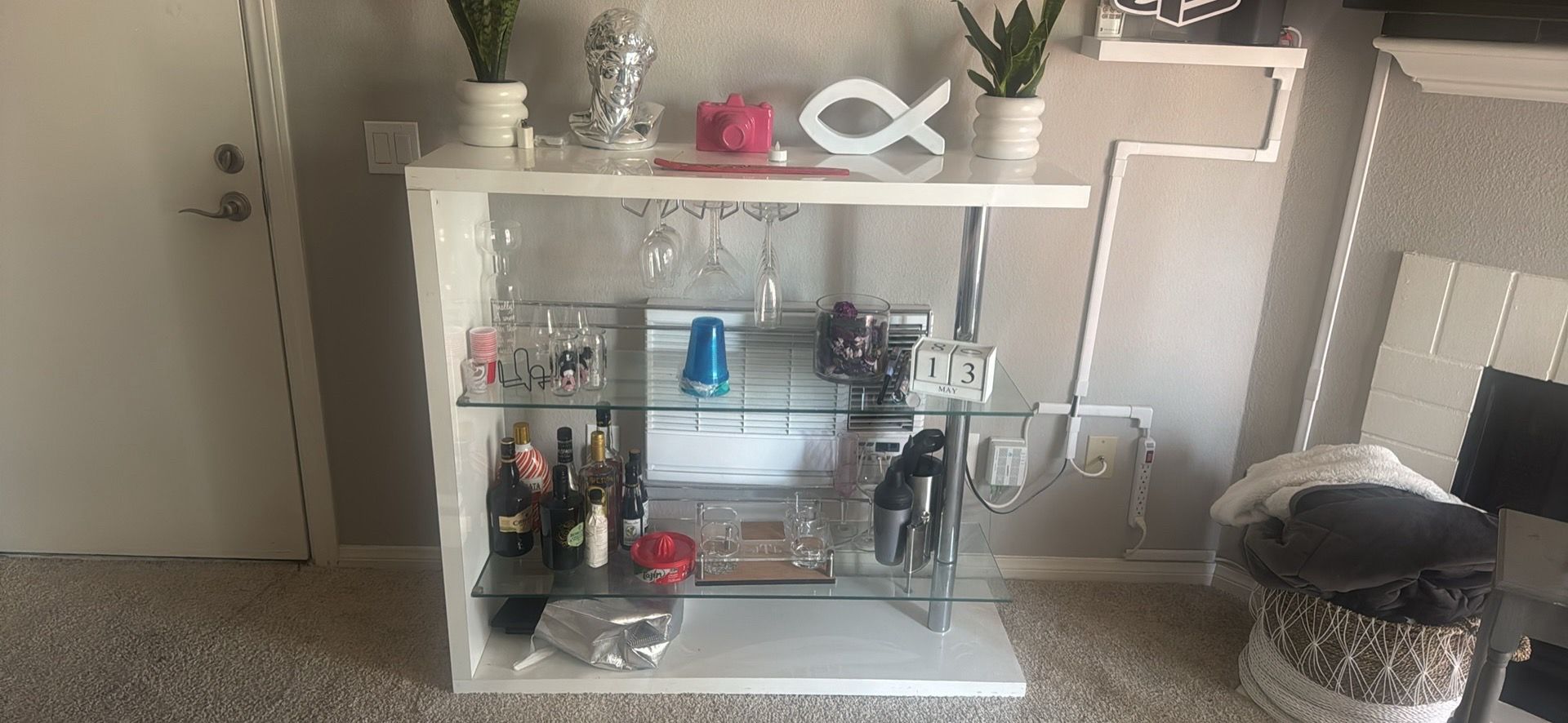 $120 modern white bar