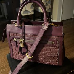 GUESS BAG