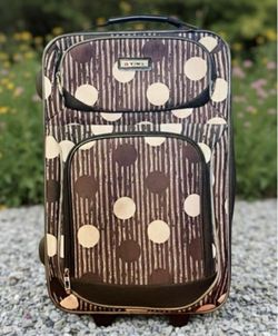 SMALL SUITCASE, 21" X 13" X 6". 2 WHEELS. EXCELLENT AS CARRY ON.