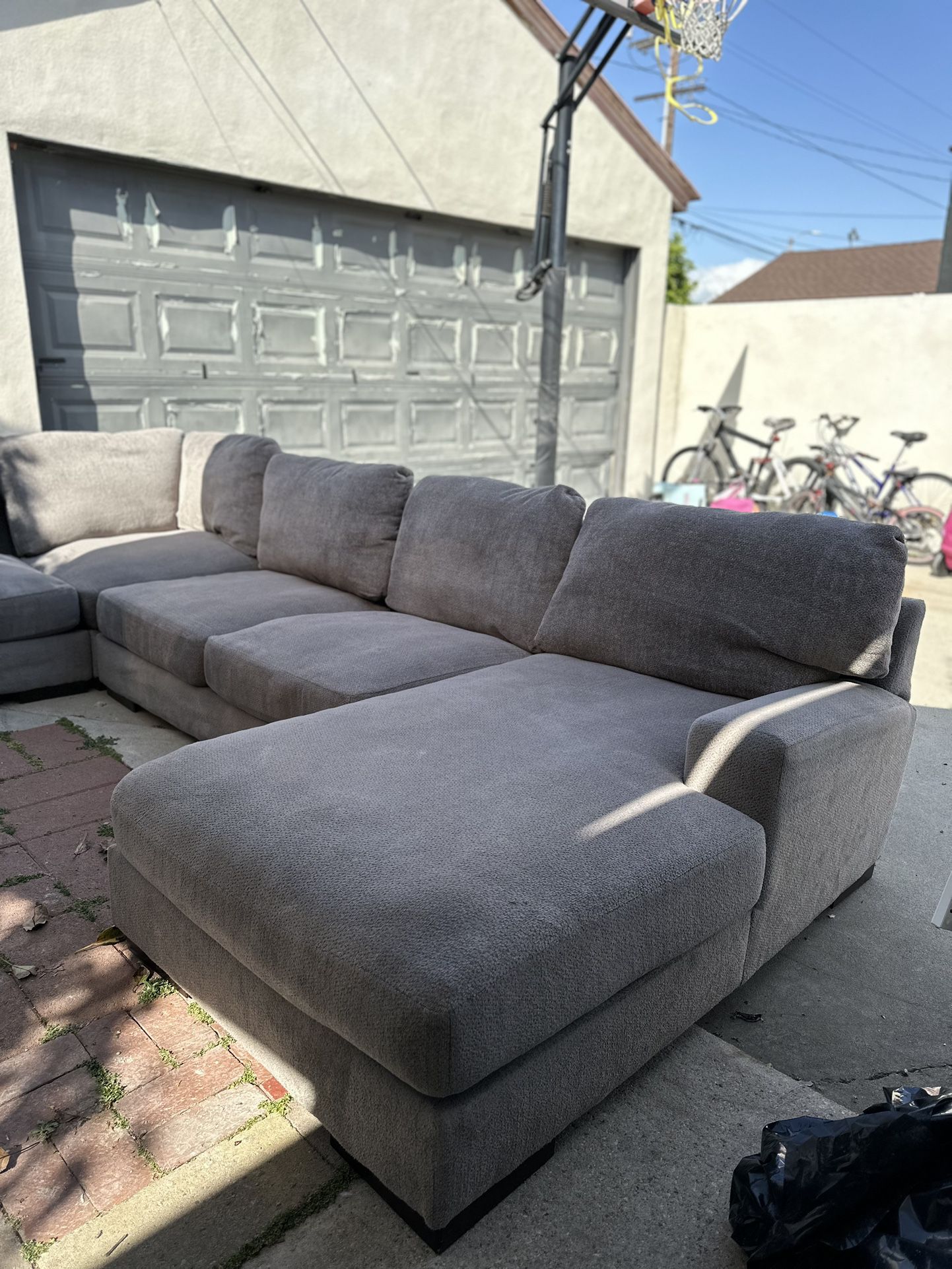 Large Couch (ASHLEYS) Sectional Sofa Grey