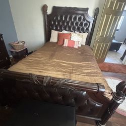 Oak Wood Queen Bed Set 