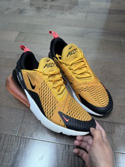  Nike Air Max 270. Men size 11.
