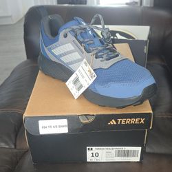 Adidas terrex tracefinder 2 size 10 men