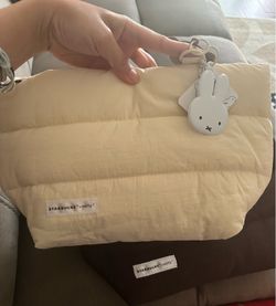 Starbucks x Miffy Puffer Crossbody Bag in White