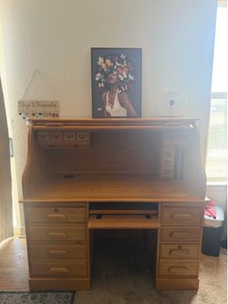 Wood roll top desk