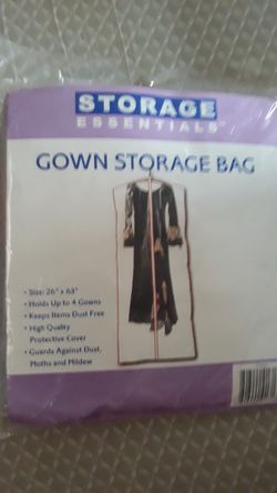 Gown storage bag