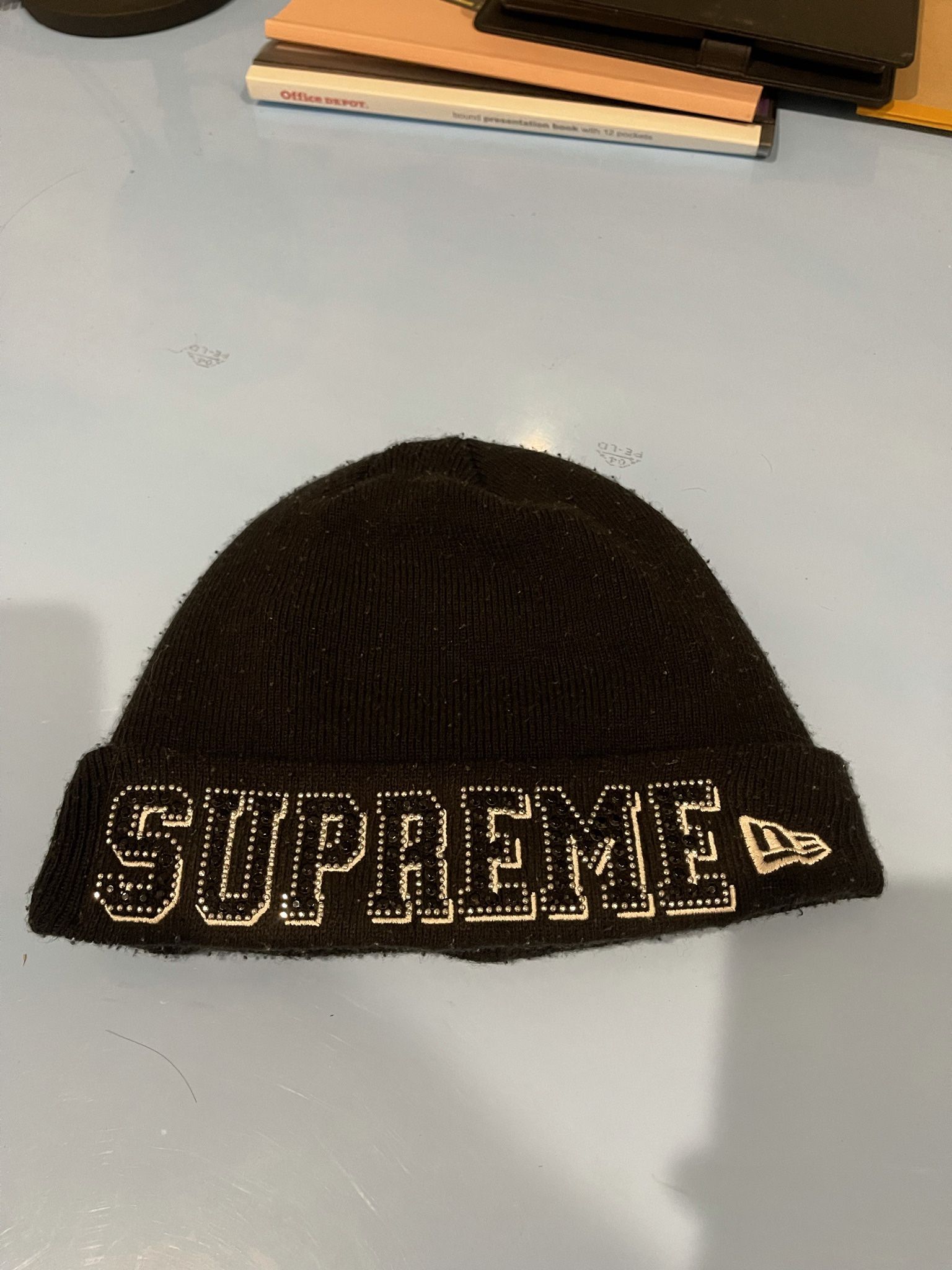 Supreme NY Black Beanie