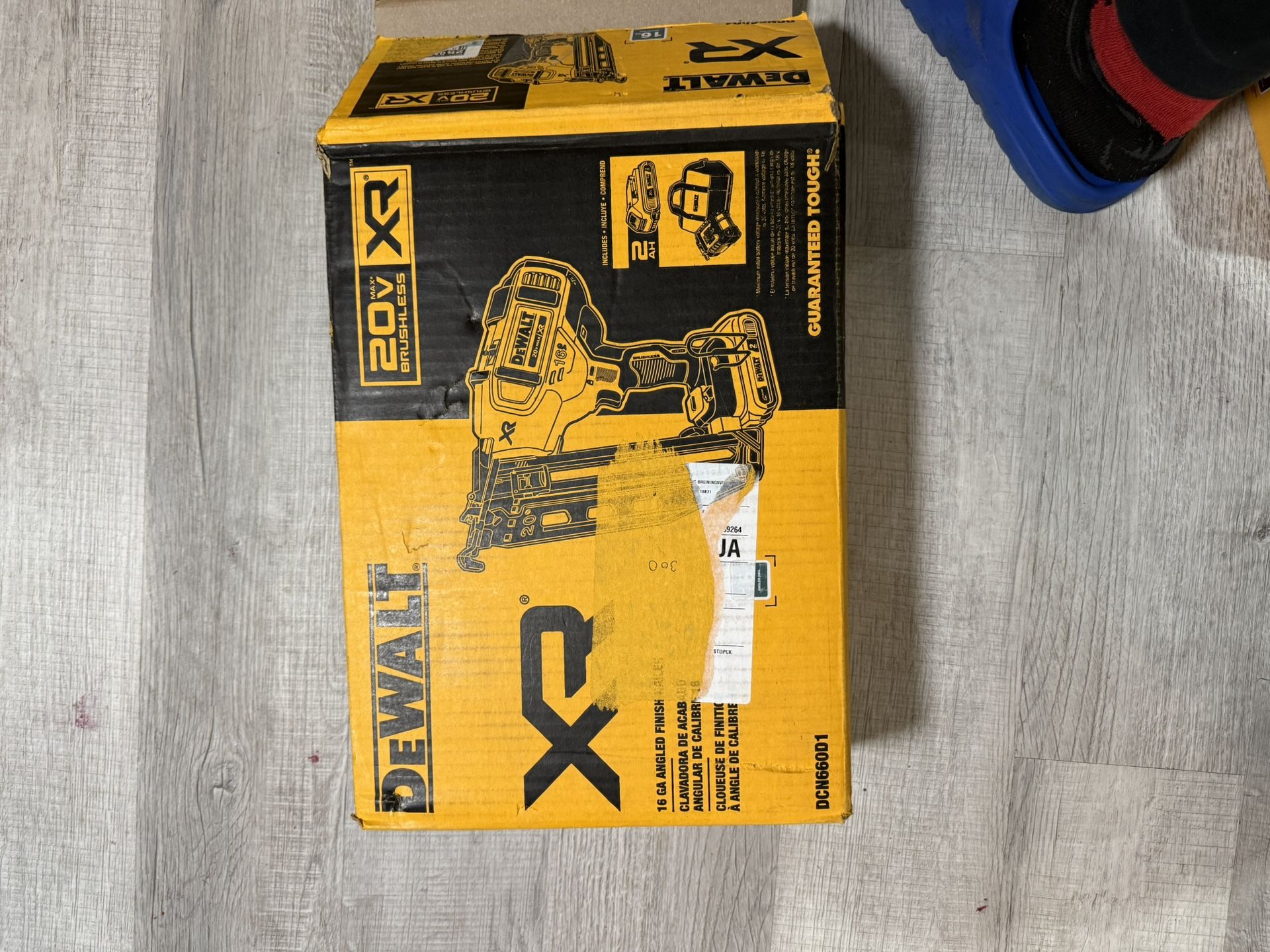 Dewalt 20v max XR finish nailer