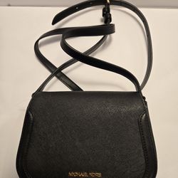 Brand New Michael Kors Lucie Saddle Bag (Price Negotiable!)