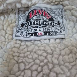 45 Year Old Levi Jacket In Mint Condition Inside Fur And Silk Lining In The Sleeves 
