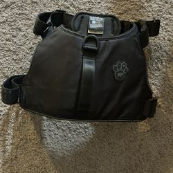 Canada Pooch LTD anti-pull dog harness XXL