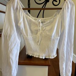 Hollister White Shirt Long Sleeve Crop Top Womens Size XS Blouse
