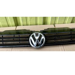 11-14 Volkswagen Jetta 5C(contact info removed) Grille Grill Used OEM (USED)