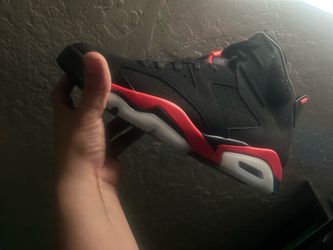 Jordan 6 salesman